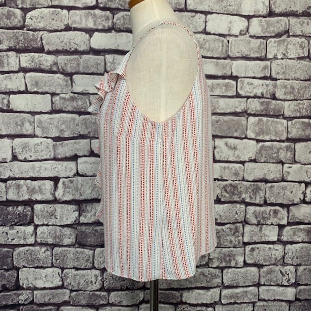 Simply Styled Blouse W/ Front Ruffle Size LP - Picture 4 of 9